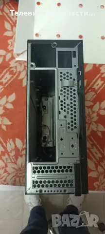 Кутия от настолен комютър Acer Veriton X4110G (Tower кутия), снимка 4 - Захранвания и кутии - 34609242