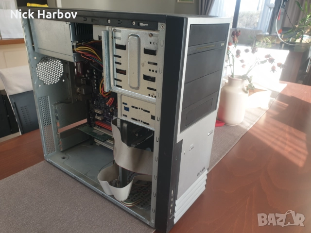 Лот компютърни кутии със захранвания и дънни платки, снимка 2 - Захранвания и кутии - 51932497