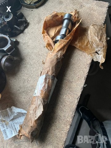 Разпределителен вал ВАЗ 21214-1006010-00 Нов Оригинален, снимка 2 - Части - 39253027