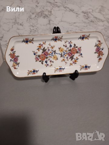 Прекрасен поднос за сладкиши от френски фин порцелан 