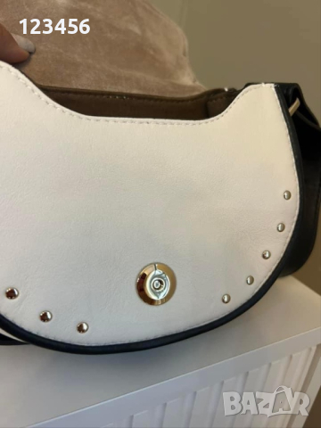 Чанта Furla , снимка 5 - Чанти - 44865554