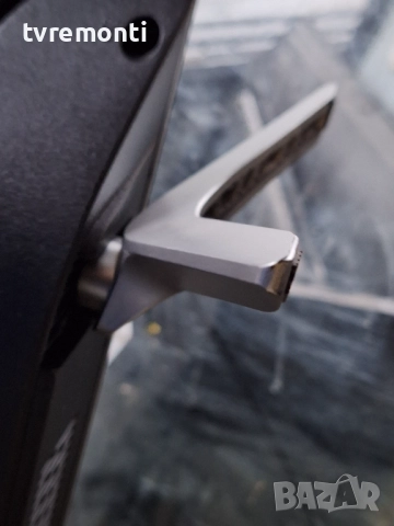 оригинална стойка телевизор TESLA Модел 32T319SH, снимка 6 - Стойки, 3D очила, аксесоари - 51930190