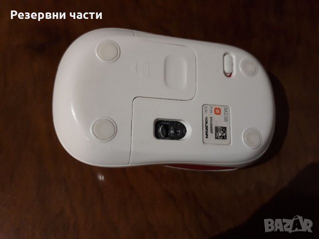 Безжична мишка Logitech M238 , снимка 3 - Клавиатури и мишки - 35397831