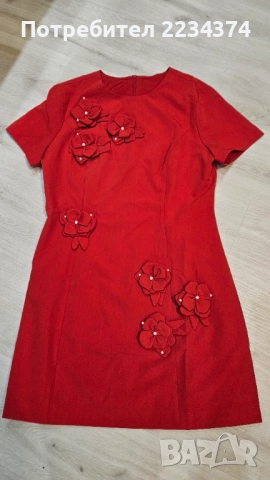 Елегантна червена рокля с 3Д цветя