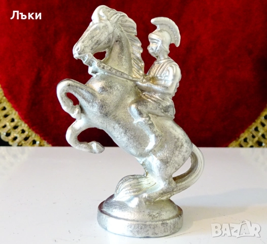 Фигура от калай Римски воин конник,ездач,155 гр. , снимка 2 - Антикварни и старинни предмети - 51467121