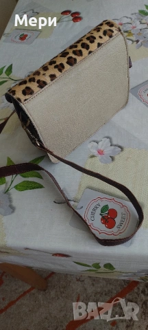 Дамска чанта естествена кожа, снимка 9 - Чанти - 53582449