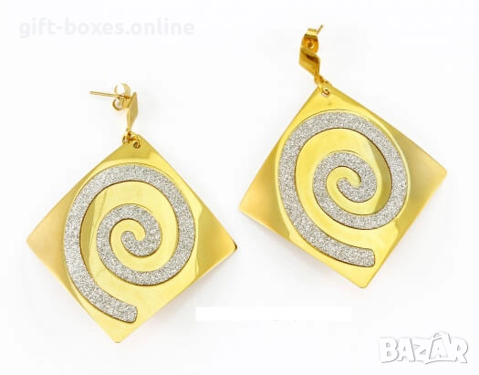 Стилни стоманени обеци