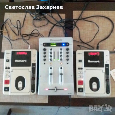CD players Numark + DJ Mixer Numark, снимка 1 - Декове - 34679148