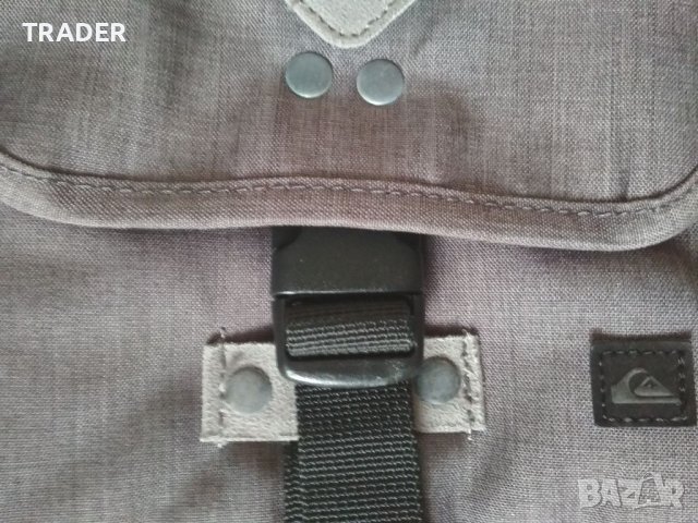 Чанта за кръст малка раничка паласка банан Quicksilver чанта за през рамо, снимка 3 - Спортна екипировка - 33735370