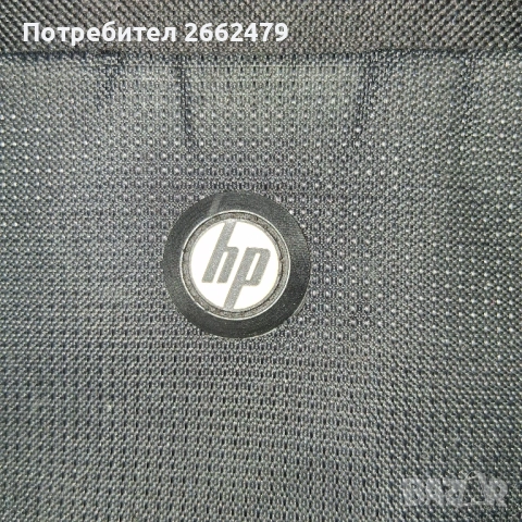 Продавам маркова чанта за лаптоп.