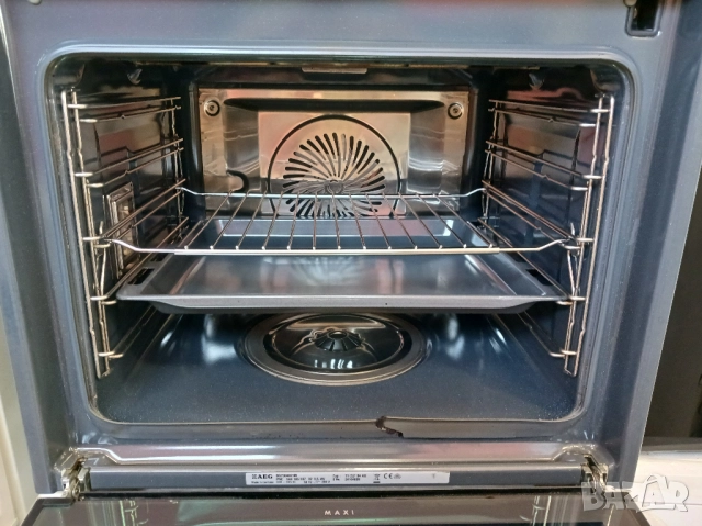 Фурна за вграждане с пара  AEG, снимка 6 - Печки, фурни - 51451818
