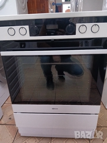 Свободно стояща печка с керамичен плот Gram с 2 години Гаранция!, снимка 3 - Печки, фурни - 53422460