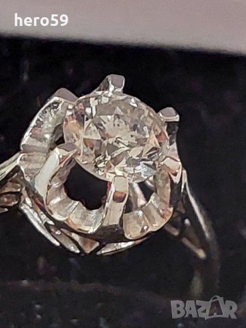 Златен 750 проба дамски пръстен с брилянт 0.9 карата диамант в Пръстени в  гр. Русе - ID35474173 — Bazar.bg