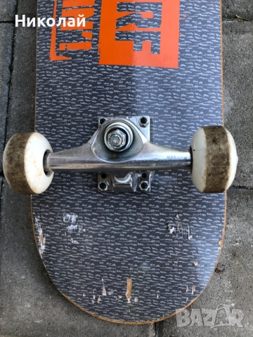 Детски скейтборд NERF, малко използван, запазен, до 100 кг., върви много леко, перфектен за начинаещ, снимка 8 - Скейтборд, ховърборд, уейвборд - 52017522