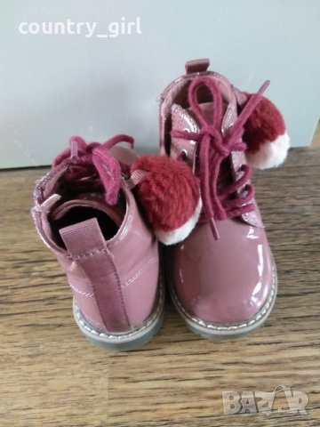 zara baby - страхотни детски боти КАТО НОВИ, снимка 4 - Детски боти и ботуши - 26942078