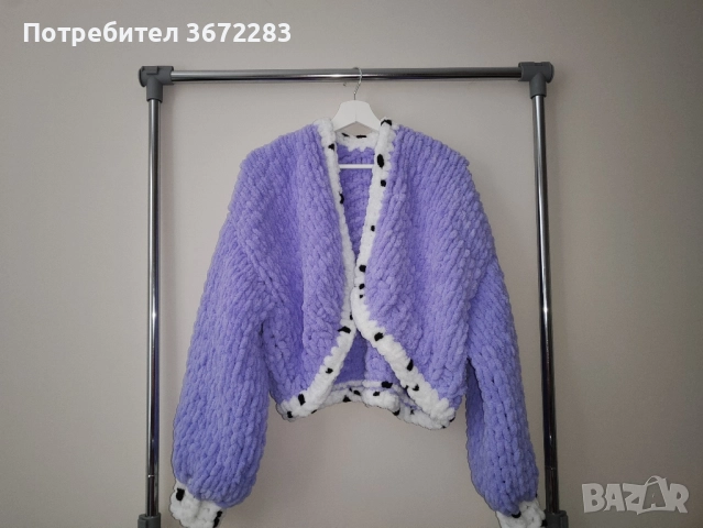 Ръчно плетена жилетка с дълъг ръкав и кант от мека прежда, снимка 3 - Жилетки - 52344571