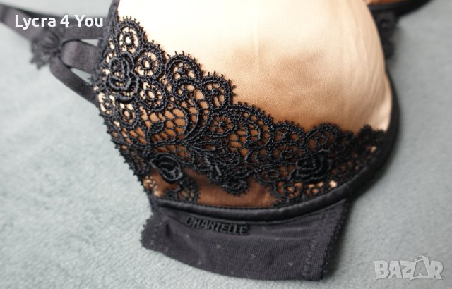 Chantelle 80C размер луксозен сутиен с черна дантела и златист сатен, снимка 4 - Бельо - 40475232