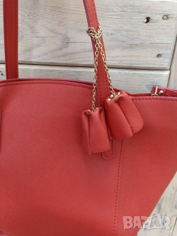 Червена дамска чанта Koan, снимка 2 - Чанти - 36841049