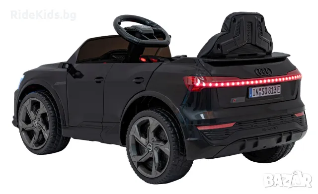 Audi SQ8 12V – Детски акумулаторен джип, Черен, EVA гуми, снимка 5 - Детски велосипеди, триколки и коли - 50418596
