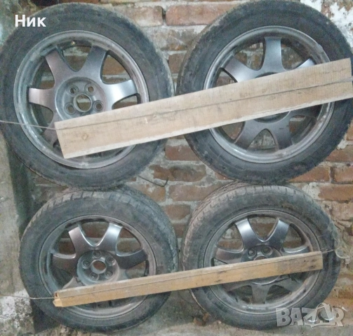 Тойота Приус, снимка 18 - Автомобили и джипове - 52259596