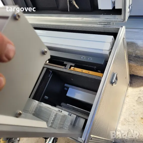 масивен немски алуминиев куфар с мостри за дограма, снимка 11 - Други инструменти - 49219804