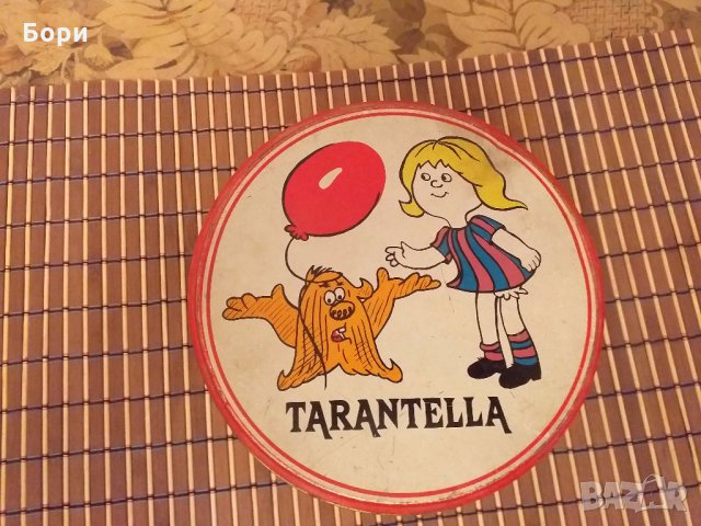 TARANTELLA Метална кутия от бисквити, снимка 3 - Колекции - 27812811