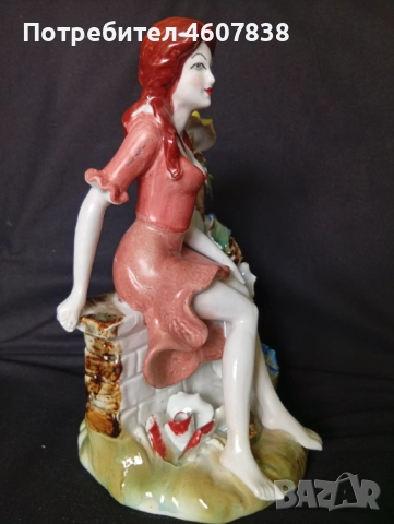Порцеланова статуетка 22-15 см, снимка 3 - Антикварни и старинни предмети - 51983082