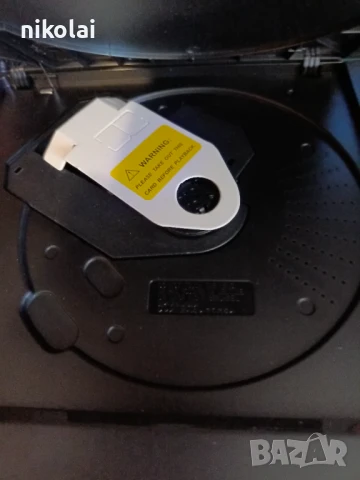 продавам портативен двд плеяр  apeman чисто нов, снимка 12 - Плейъри, домашно кино, прожектори - 50905769