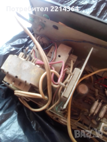 Ретро Радио-Вежен, снимка 3 - Радиокасетофони, транзистори - 44892196