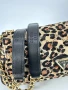 чанти 28х17см с леопардов принт guess , снимка 4