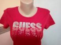 GUESS, Оригинална Тениска, Размер S. Код 2073, снимка 2