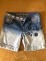 Desigual Дамски къси дънкови панталони, снимка 1 - Дънки - 40827322
