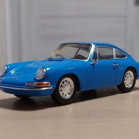 Porsche 901 1964 - мащаб 1:43 на Atlas моделът е нов в PVC дисплей-кейс, снимка 1 - Колекции - 43621486