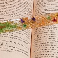 Книгоразделител от епоксидна смола , снимка 1 - Ръчно изработени сувенири - 43537463