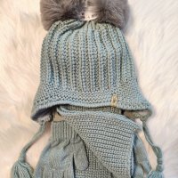 Зимен комплект шапка, шал и ръкавички 1-4г., снимка 4 - Шапки, шалове и ръкавици - 43309858