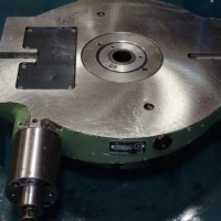 Въртяща делителна маса ВДМ-320 за фреза ФУ-321, снимка 12 - Резервни части за машини - 37896283