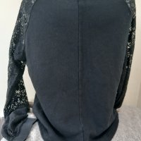 Дамска блуза Atmosphere с дантелени ръкави, снимка 4 - Блузи с дълъг ръкав и пуловери - 44129161