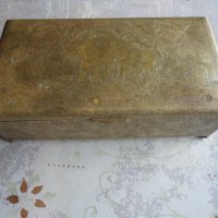 Старинна гравирана кутия бронз и дърво , снимка 11 - Антикварни и старинни предмети - 42998809