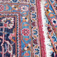 Ръчно тъкан вълнен Персийски килим и две пътеки.Произход Иран., снимка 6 - Килими - 44844961