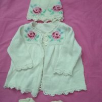 Лот kомплекти за бебе ръчно плетиво от 0 до 6 месеца, снимка 3 - Комплекти за бебе - 42933625