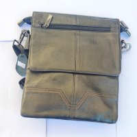 Мъжка кожена чанта с капак, снимка 7 - Чанти - 38965277