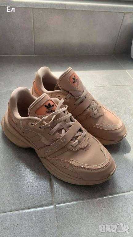 Дамски маратонки ADIDAS, снимка 1