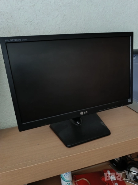 Минитор LG с колонки , снимка 1