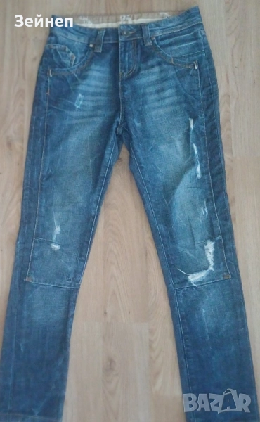 Дамски дънки с накъсан ефект, снимка 1