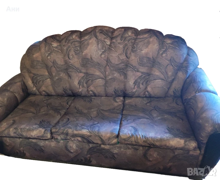 2 разтегателни дивана и два фотьойла 300 лв всичко , снимка 1