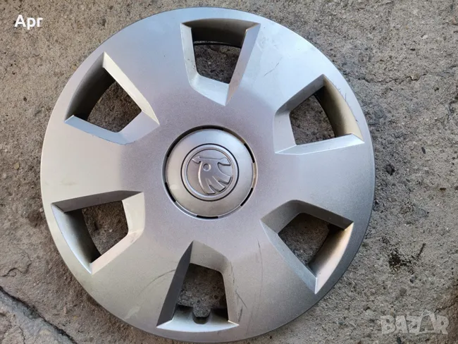 1 брой ОРИГИНАЛЕН тас за ШКОДА 14" , снимка 1