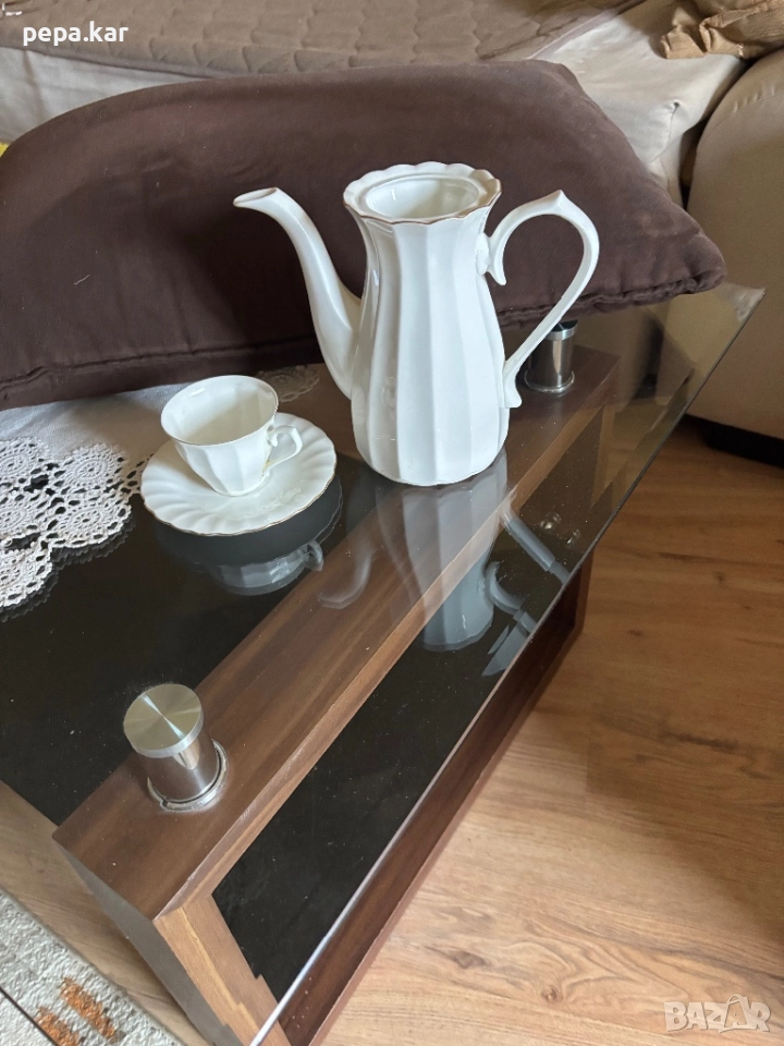 Каничка и чаша за кафе с чинийка от костен порцелан, снимка 1