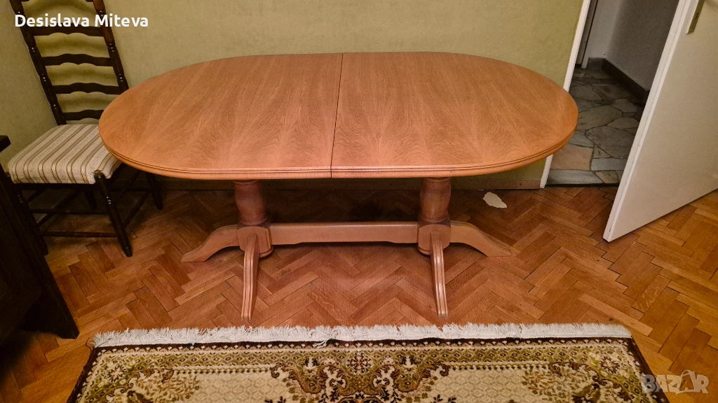 Голяма, масивна трапезна маса, снимка 1