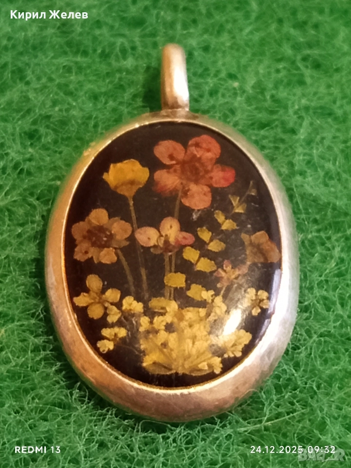 Сребърен медальон флорален мотив майстоска ръчна изработка 28037, снимка 1