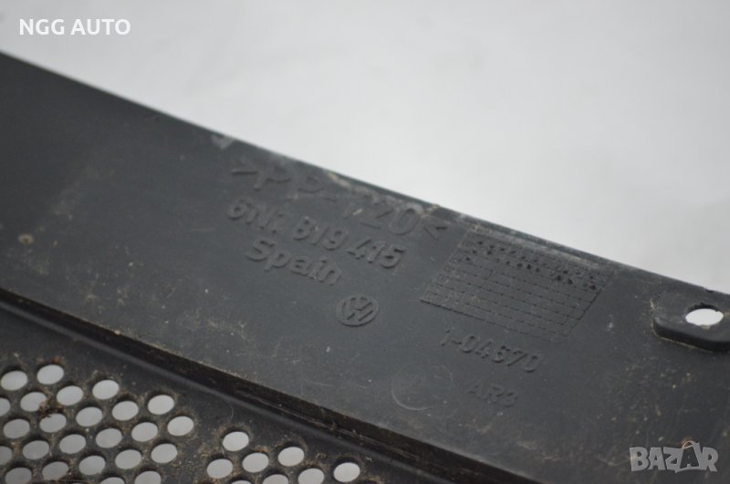 Лайсна под чистачки за VW POLO 6N1 , снимка 1
